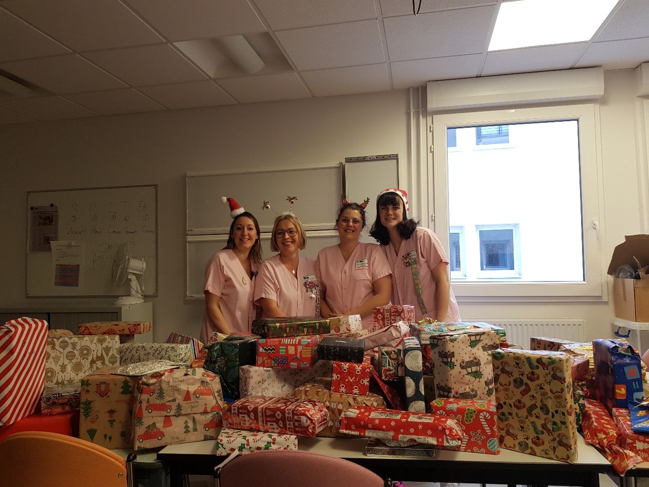 Remise des cadeaux au personnel hospitalier - Besançon 2024