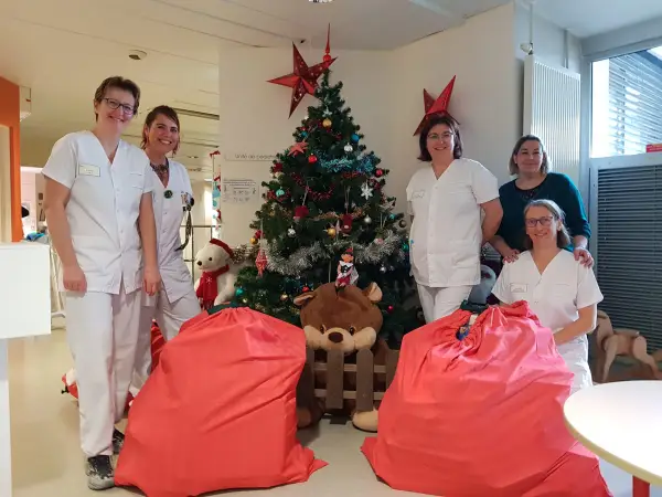 Remise des cadeaux au personnel hospitalier - Dole 2023